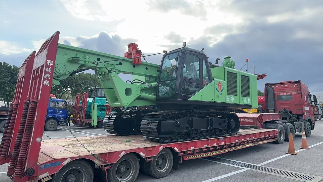 Hydrauliczny wibroflot o mocy silnika 176 kW przerobiony na urządzenie kluczowe do pomyślnej poprawy podłoża