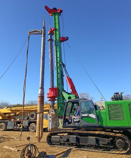 BVEM 2600 r/min Prędkość obrotowa Urządzenie wibroflotacyjne zamontowane na koparze system zasilania hydraulicznego